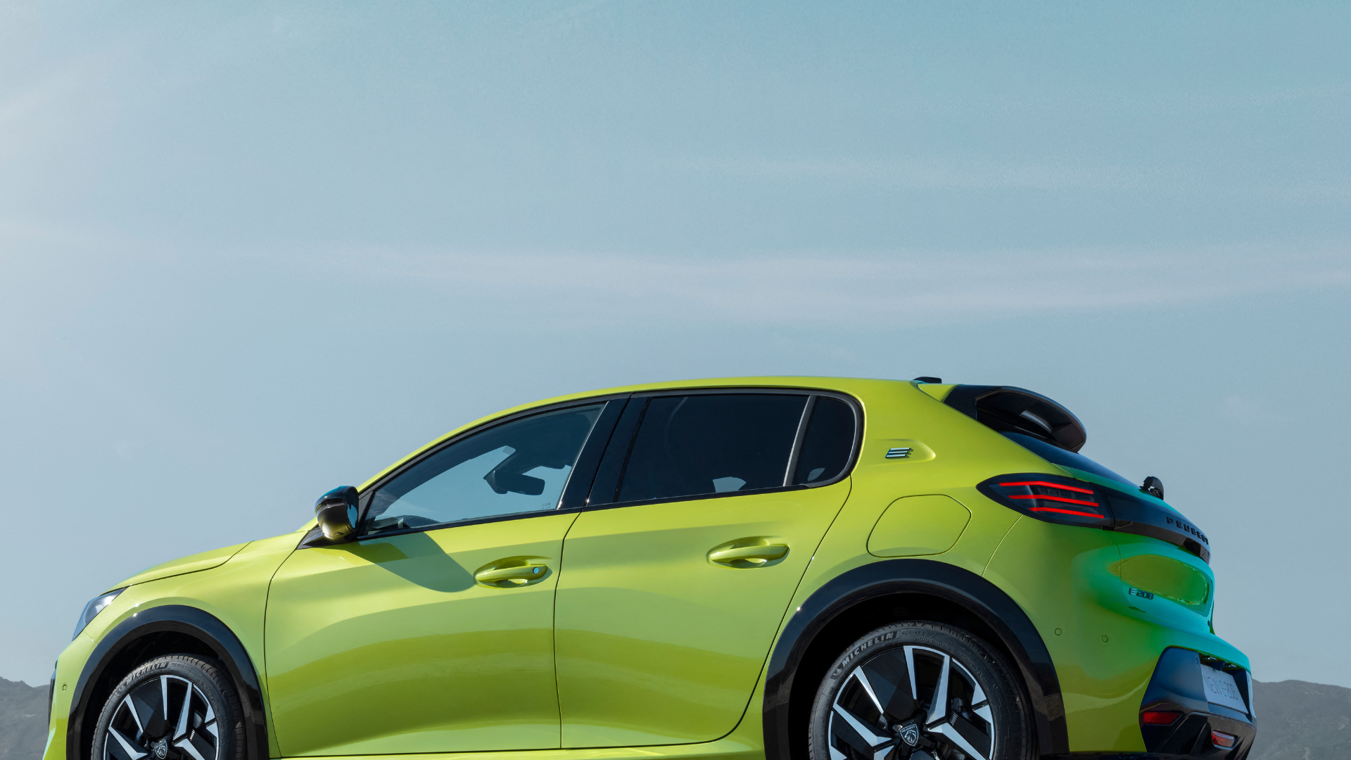 PEUGEOT Finds Technology And Connectivity Are Valued Most By The Younger Generation